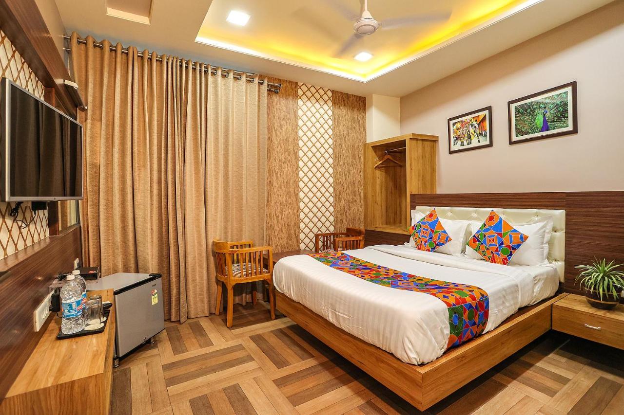Royal Gm Plaza Hotel Jaipur Eksteriør billede